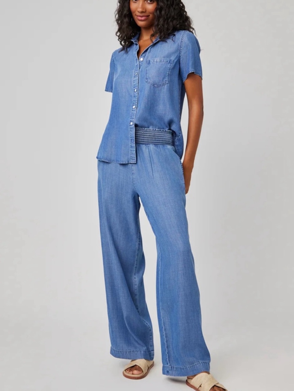 Bella Dahl Tencel Chambray Wide Leg Smocked Waist Blue Pants size Small